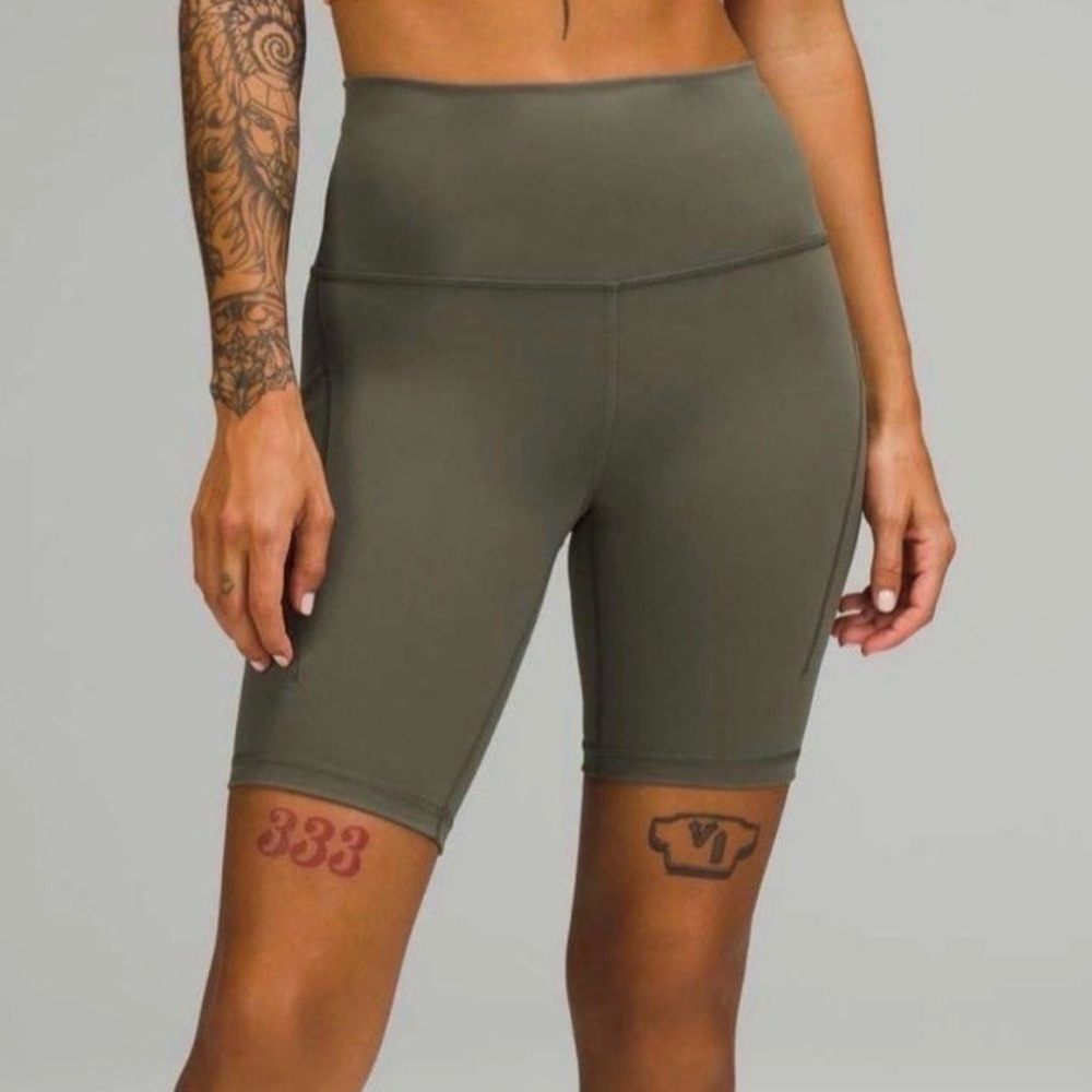 Lululemon Align Biker Shorts High Rise Side Pockets Hunter Green Sz 2 Athletic‎
